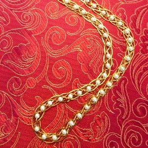 AVON SP BRAIDED CHAIN FAUX PEARL NECKLACE